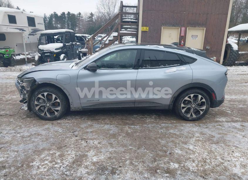 Photo 15 of 2022 Ford Mustang MACH-E PREMIUM (VIN 3FMTK3SU7NMA23610)