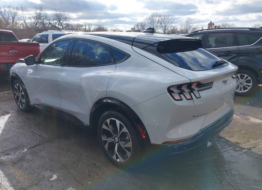 Photo 3 of 2022 Ford Mustang MACH-E PREMIUM (VIN 3FMTK3SU7NMA58406)