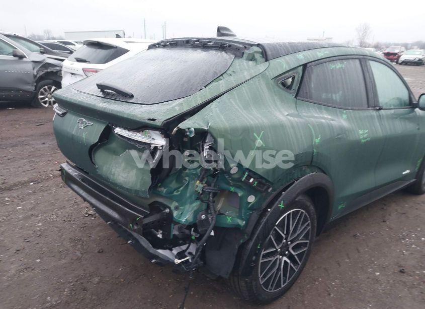 Photo 19 of 2024 Ford Mustang MACH-E PREMIUM (VIN 3FMTK3SU7RMA27663)