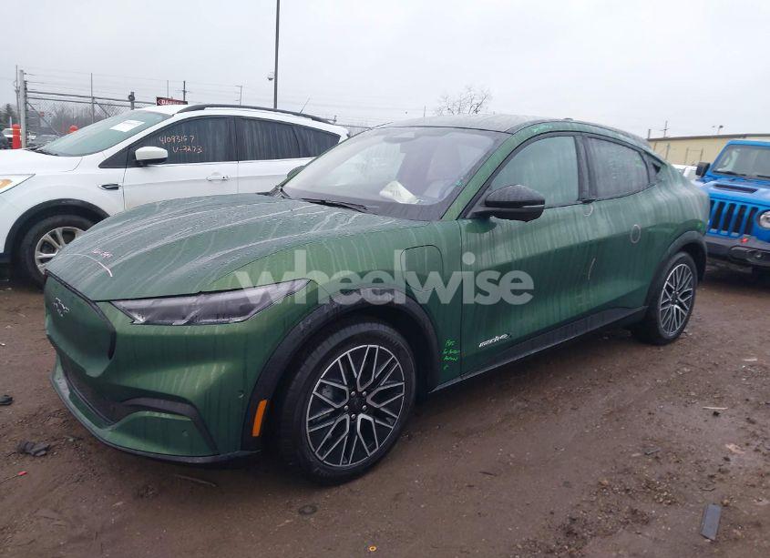 Photo 2 of 2024 Ford Mustang MACH-E PREMIUM (VIN 3FMTK3SU7RMA27663)