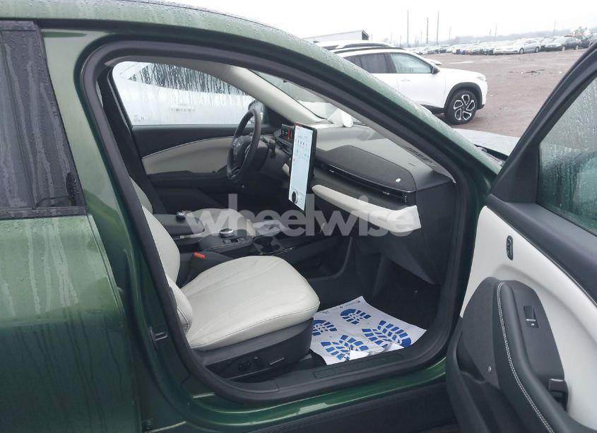 Photo 5 of 2024 Ford Mustang MACH-E PREMIUM (VIN 3FMTK3SU7RMA27663)