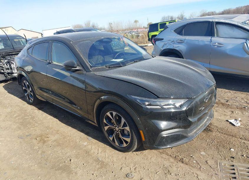 2022 Ford Mustang MACH-E PREMIUM (VIN 3FMTK3SU8NMA55482) main photo