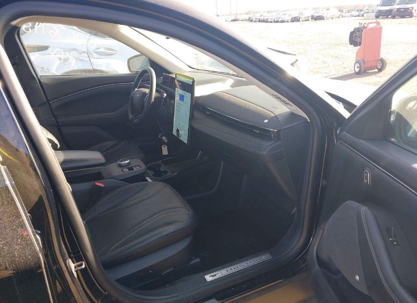 Photo 5 of 2022 Ford Mustang MACH-E PREMIUM (VIN 3FMTK3SU8NMA55482)