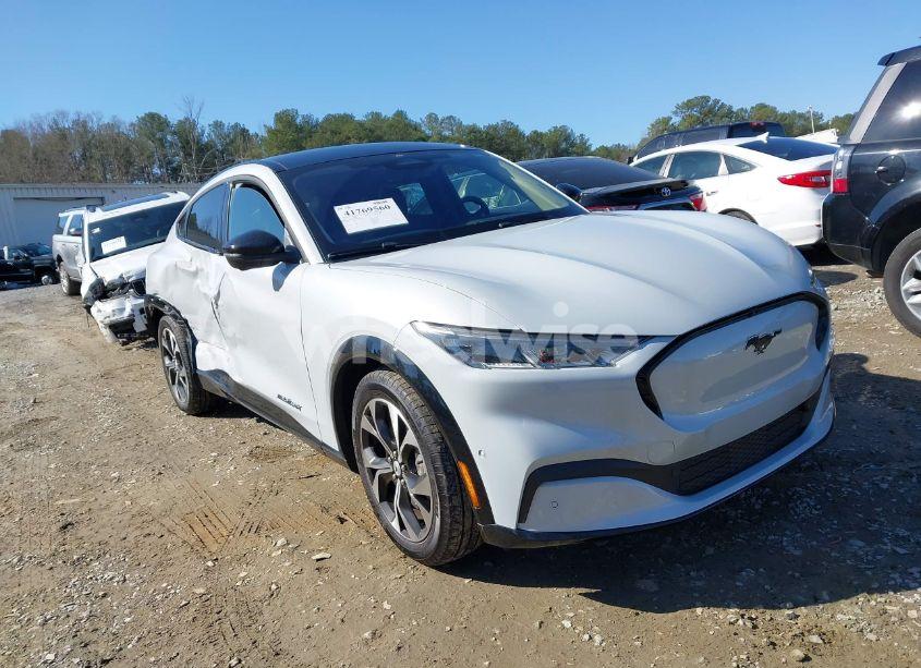 2023 Ford Mustang MACH-E PREMIUM (VIN 3FMTK3SU8PMB05848) main photo