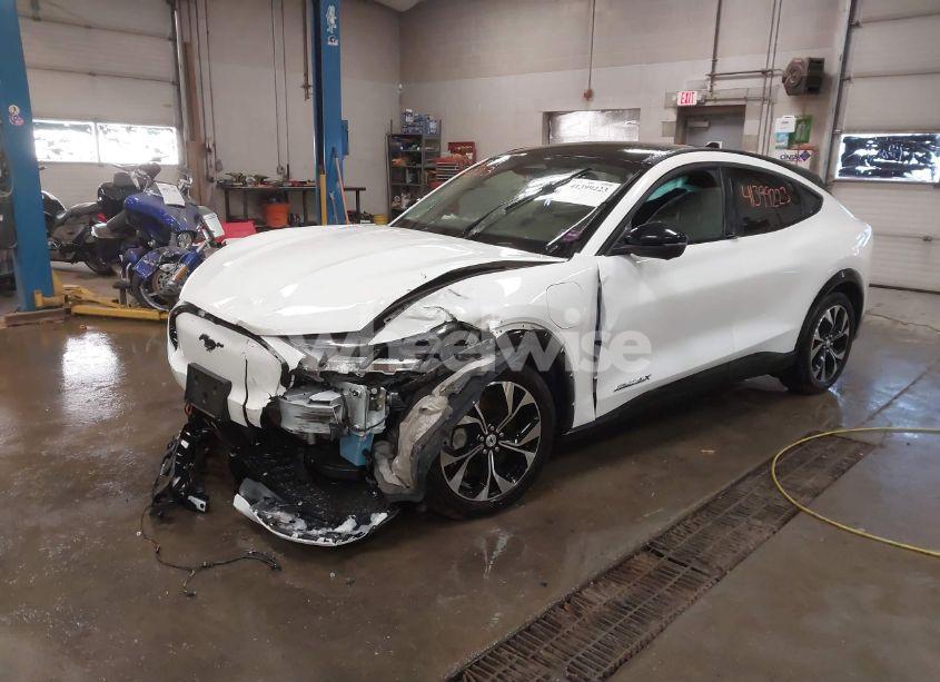 Photo 2 of 2023 Ford Mustang MACH-E PREMIUM (VIN 3FMTK3SU9PMA90731)