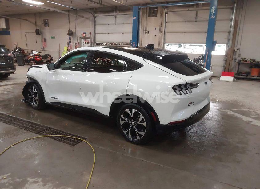 Photo 3 of 2023 Ford Mustang MACH-E PREMIUM (VIN 3FMTK3SU9PMA90731)