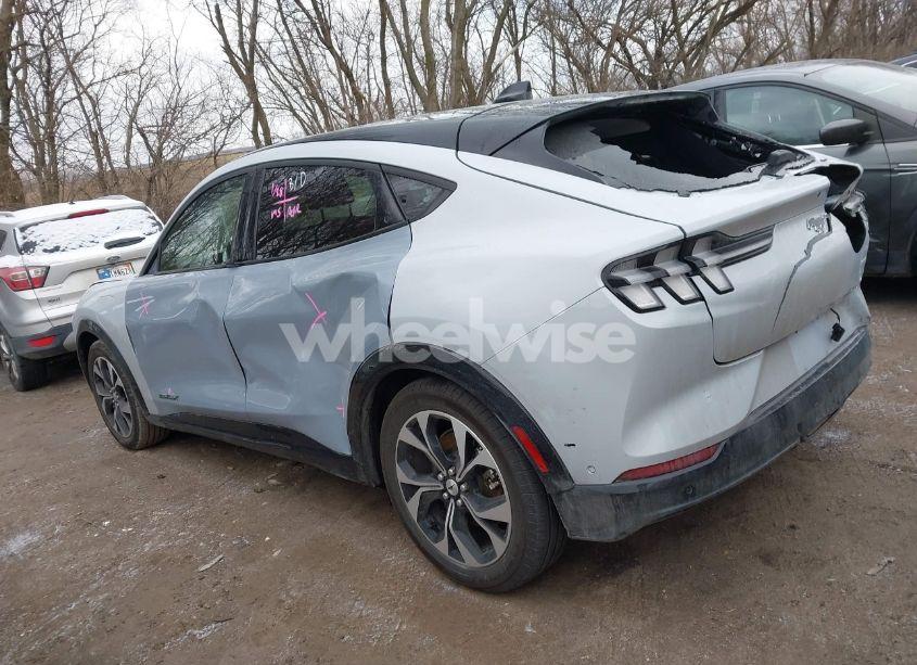 Photo 3 of 2023 Ford Mustang MACH-E PREMIUM (VIN 3FMTK3SU9PMB06040)