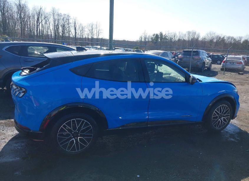 Photo 13 of 2024 Ford Mustang MACH-E PREMIUM (VIN 3FMTK3SU9RMA36963)