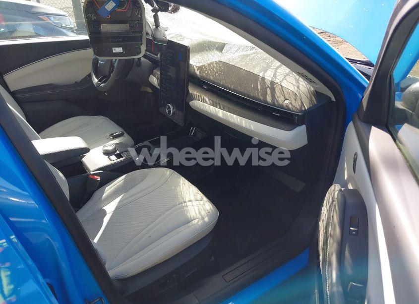 Photo 5 of 2024 Ford Mustang MACH-E PREMIUM (VIN 3FMTK3SU9RMA36963)