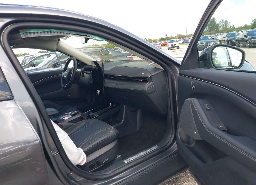 Photo 5 of 2023 Ford Mustang MACH-E PREMIUM (VIN 3FMTK3SUXPMB07018)