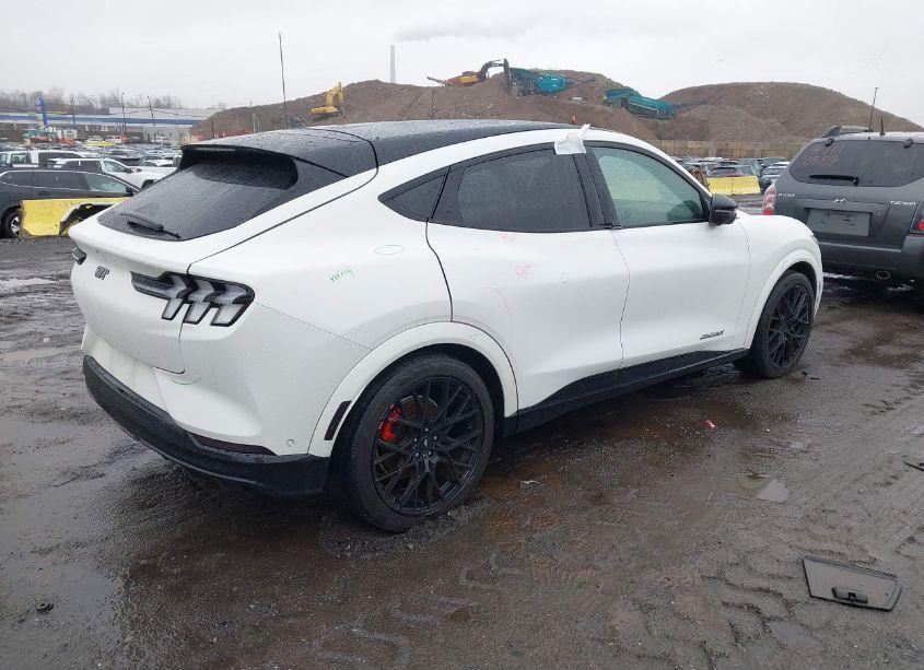 Photo 4 of 2022 Ford Mustang MACH-E GT (VIN 3FMTK4SE2NMA12612)