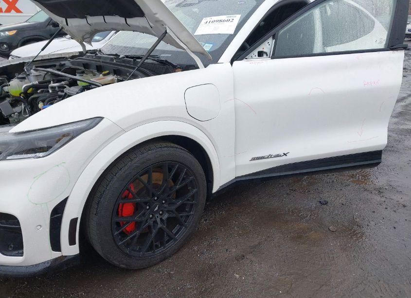 Photo 6 of 2022 Ford Mustang MACH-E GT (VIN 3FMTK4SE2NMA12612)