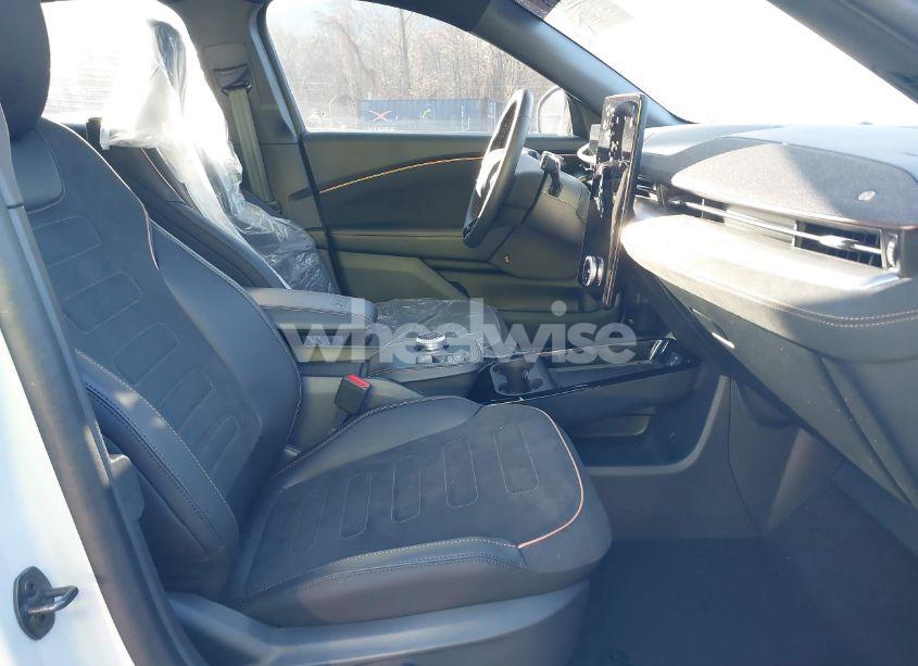 Photo 5 of 2023 Ford Mustang MACH-E GT (VIN 3FMTK4SE7PMA58441)