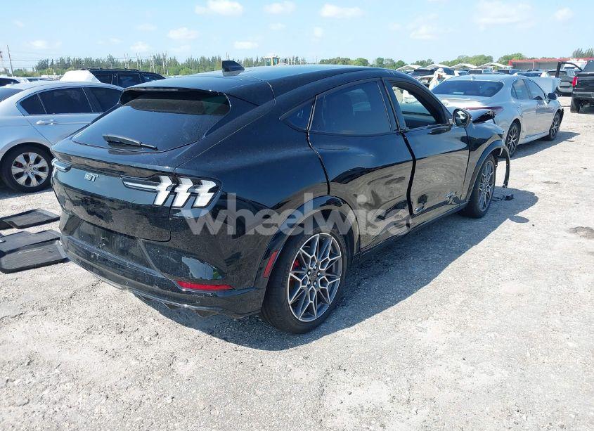 Photo 4 of 2024 Ford Mustang MACH-E GT (VIN 3FMTK4SX2RMA42734)