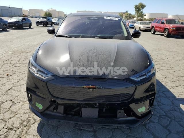 Photo 2 of 2023 FORD MUSTANG MACH-E GT N/A (VIN 3FMTK4SX4PMA04290)