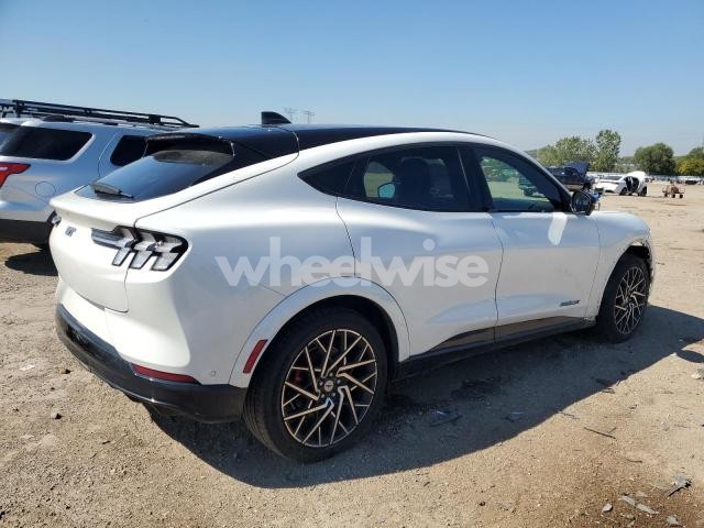 Photo 11 of 2021 FORD MUSTANG MACH-E GT N/A (VIN 3FMTK4SX5MME00157)