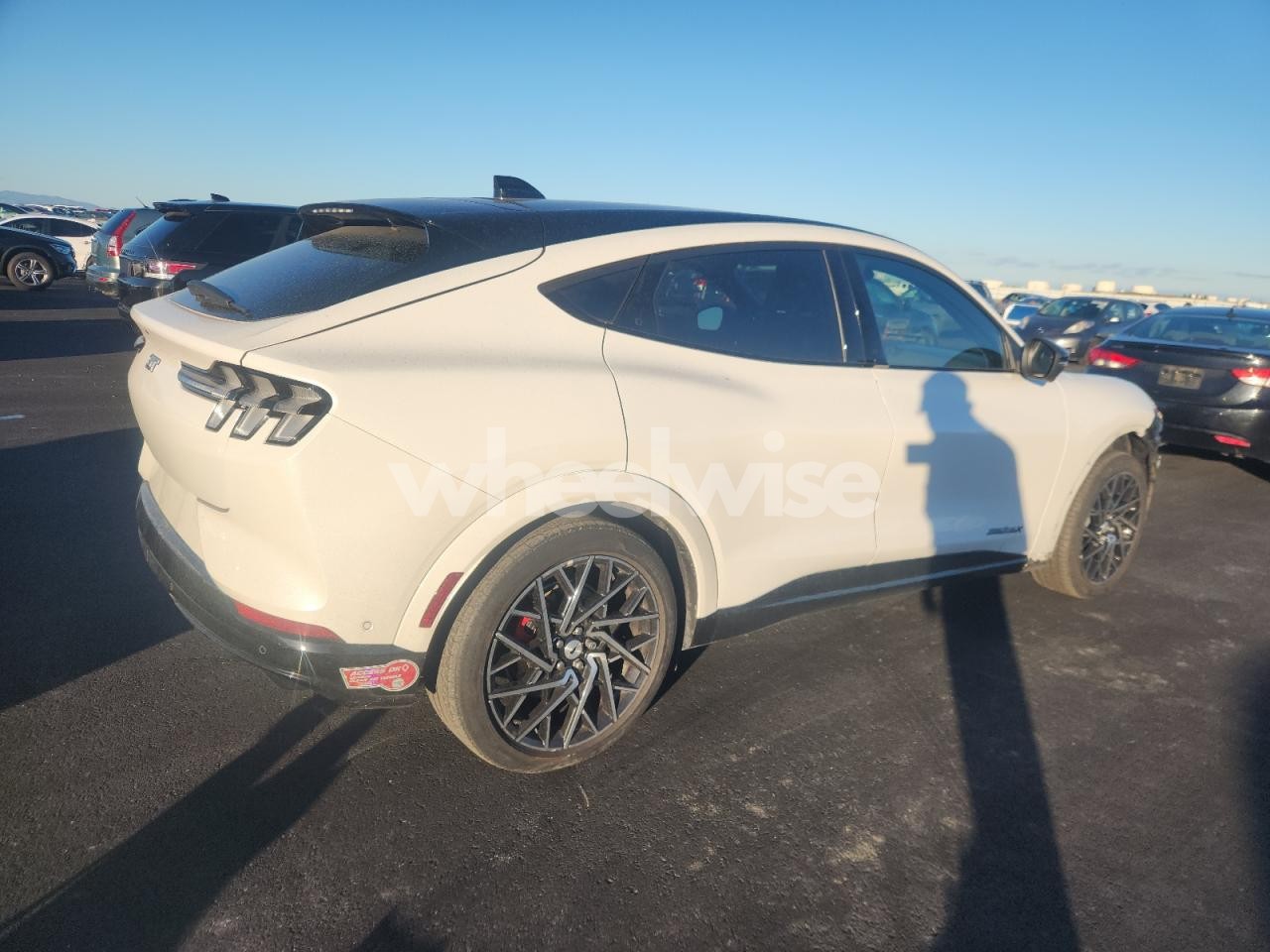 Photo 3 of 2023 FORD MUSTANG MACH-E GT (VIN 3FMTK4SX5PMA45379)