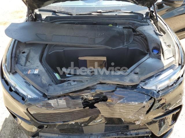 Photo 3 of 2022 FORD MUSTANG MACH-E GT N/A (VIN 3FMTK4SX8NMA51626)