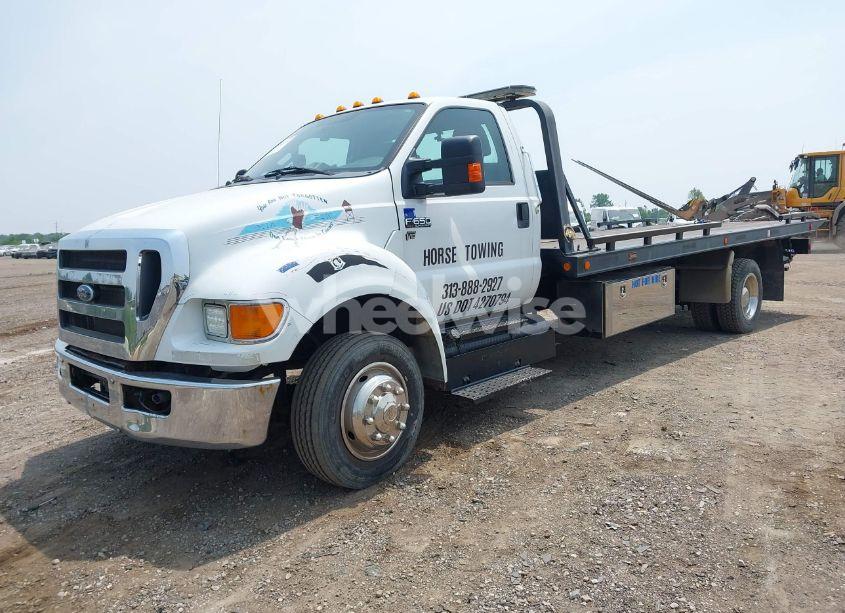 Photo 2 of 2013 Ford F-650 GAS XL/XLT (VIN 3FRNF6HP2DV784335)