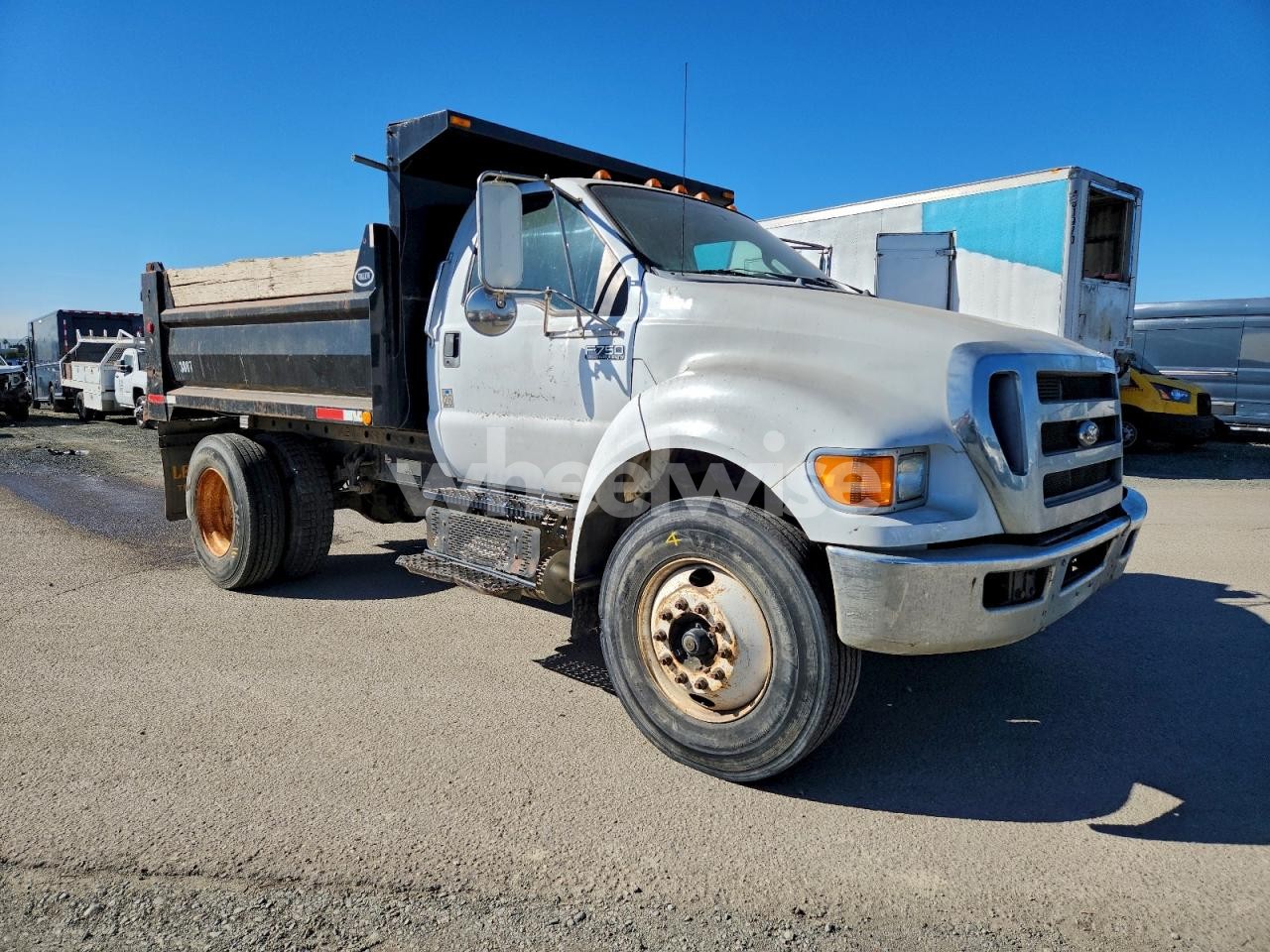 2013 FORD F750 SUPER DUTY DUMP TRUCK (VIN 3FRNF7FA5DV784396) main photo