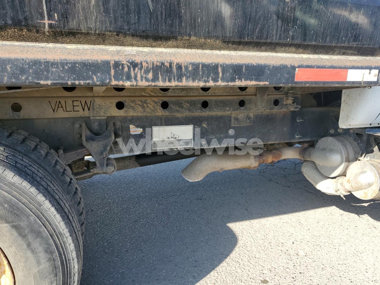 Photo 6 of 2013 FORD F750 SUPER DUTY DUMP TRUCK (VIN 3FRNF7FA5DV784396)