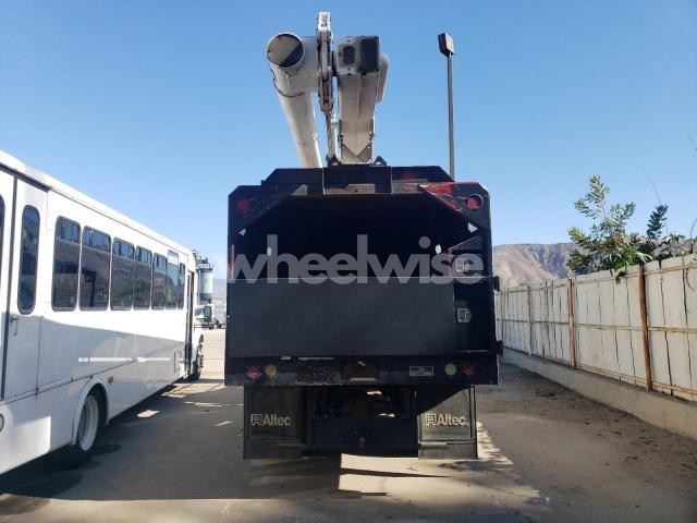 Photo 5 of 2011 FORD F750 SUPER DUTY (VIN 3FRNF7FC2BV591850)