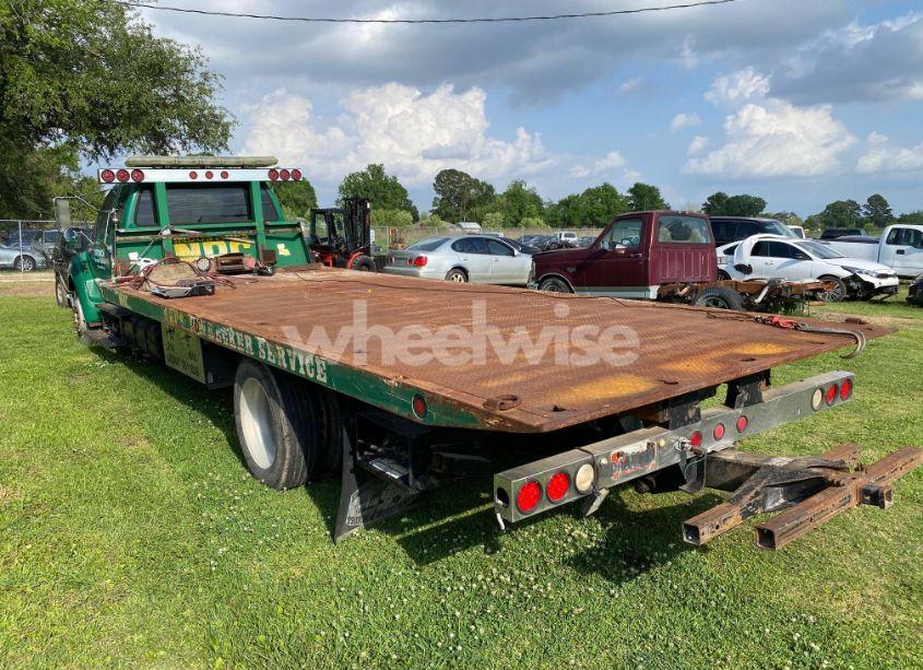 Photo 3 of 2006 Ford F-650 XL/XLT (VIN 3FRWX65F76V258993)