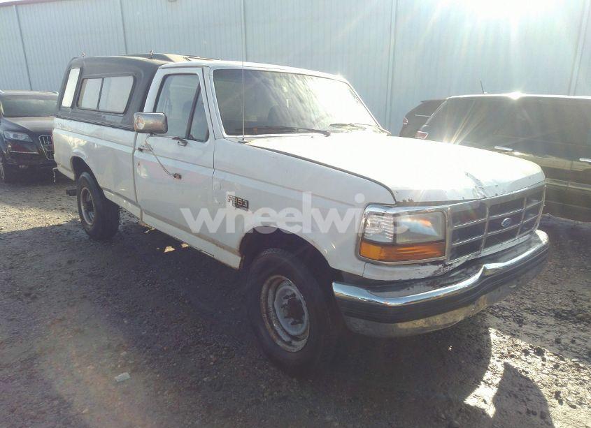 1997 Ford F-350 XL (VIN 3FTHF35H1VMA33322) main photo