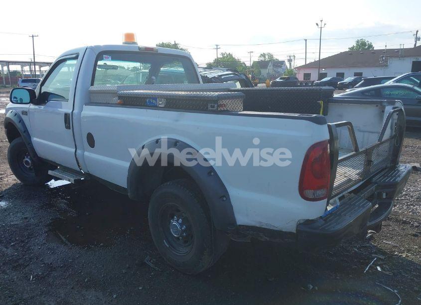 Photo 3 of 2001 Ford F-250 XL/XLT (VIN 3FTNF21L81MA77853)