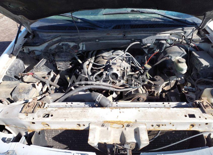 Photo 10 of 2002 Ford F-150 XL/XLT (VIN 3FTRF17232MA23677)