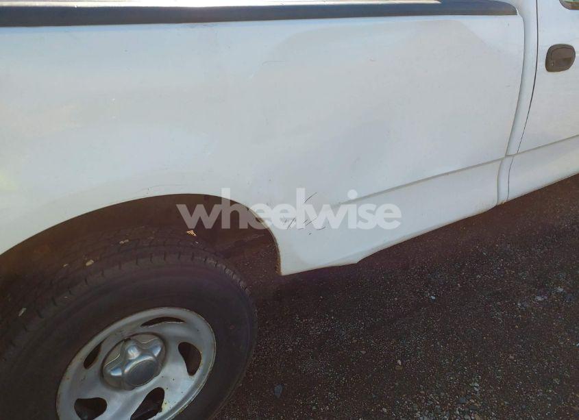 Photo 6 of 2002 Ford F-150 XL/XLT (VIN 3FTRF17232MA23677)