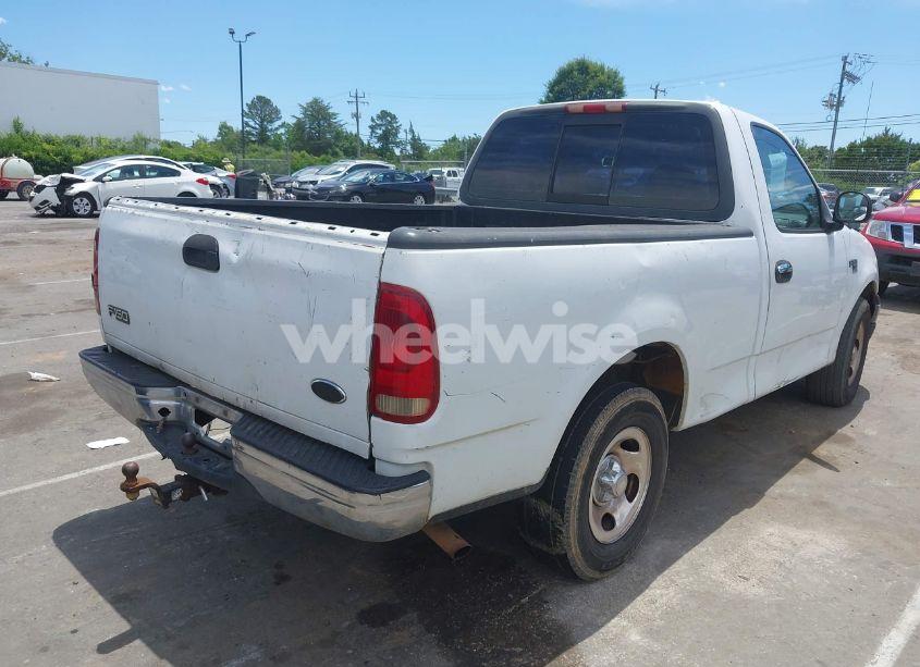 Photo 4 of 2000 Ford F-150 N/A (VIN 3FTRF17W6YMA77034)