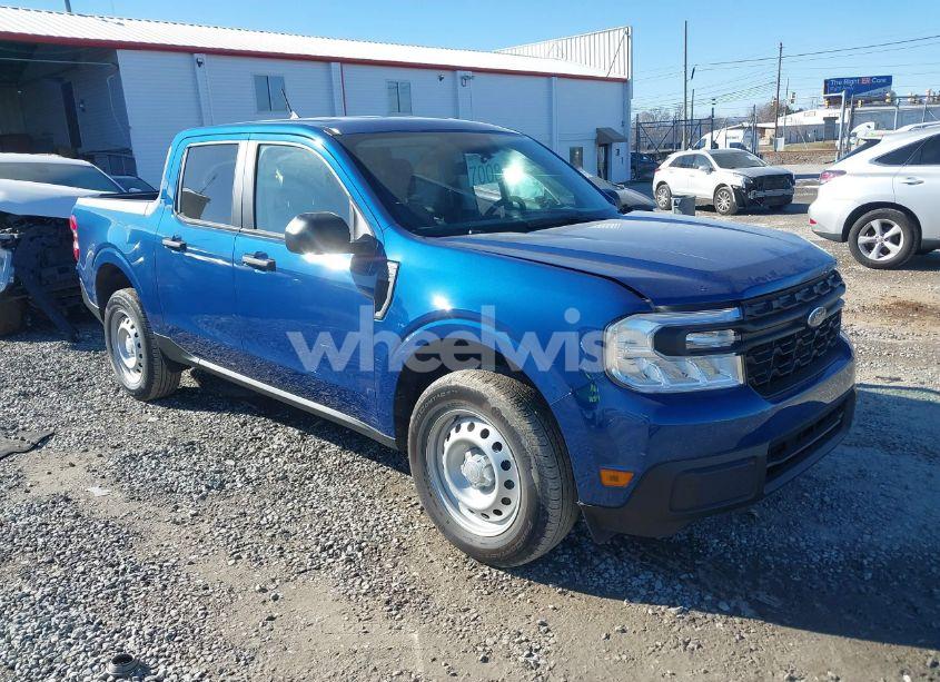 2024 Ford Maverick XL (VIN 3FTTW8A30RRA16554) main photo
