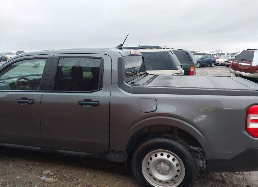Photo 13 of 2024 Ford Maverick XL (VIN 3FTTW8A30RRA45469)