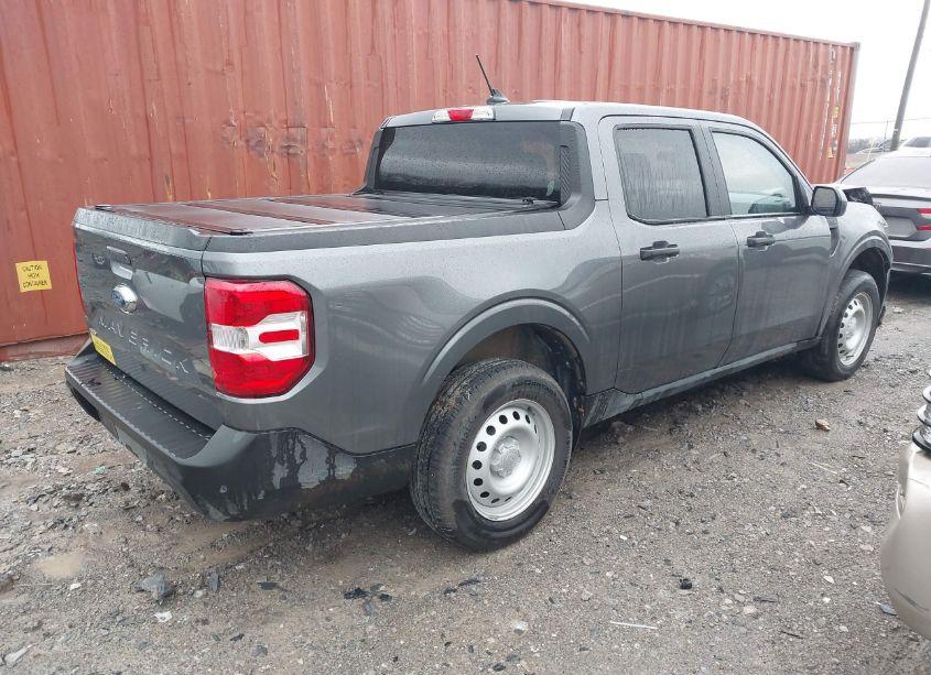Photo 4 of 2024 Ford Maverick XL (VIN 3FTTW8A30RRA45469)
