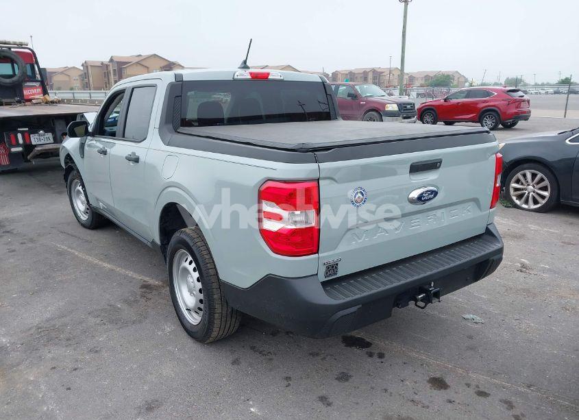 Photo 3 of 2024 Ford Maverick XL (VIN 3FTTW8A33RRA94567)