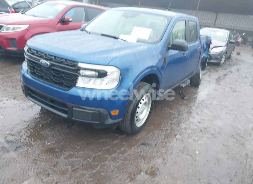 Photo 2 of 2024 Ford Maverick XL (VIN 3FTTW8A34RRA00342)