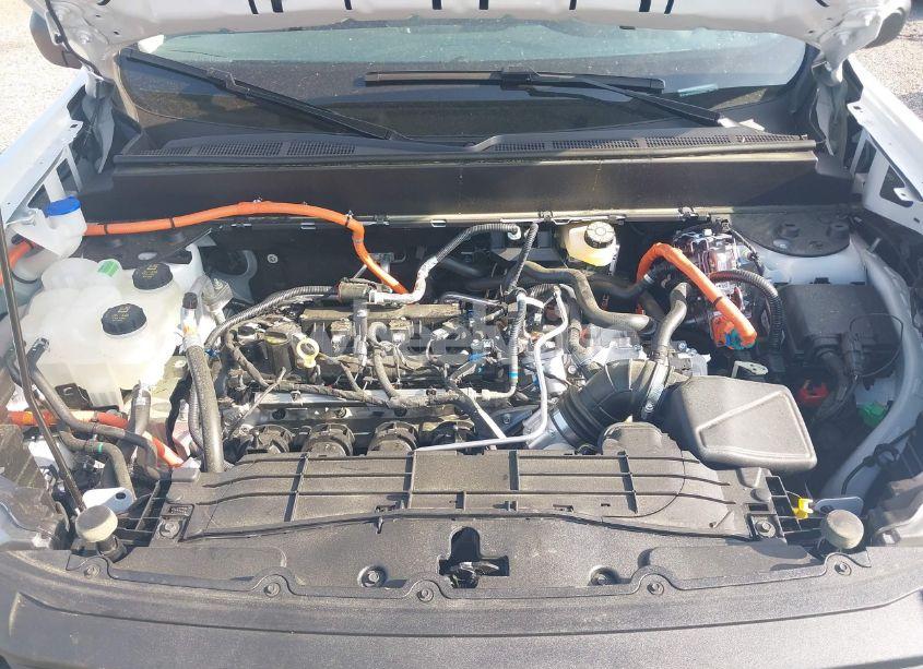 Photo 10 of 2025 Ford Maverick XL (VIN 3FTTW8A35SRA24963)