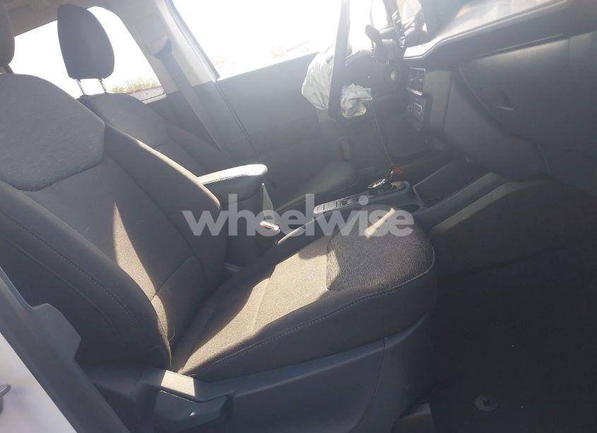 Photo 5 of 2025 Ford Maverick XL (VIN 3FTTW8A35SRA24963)