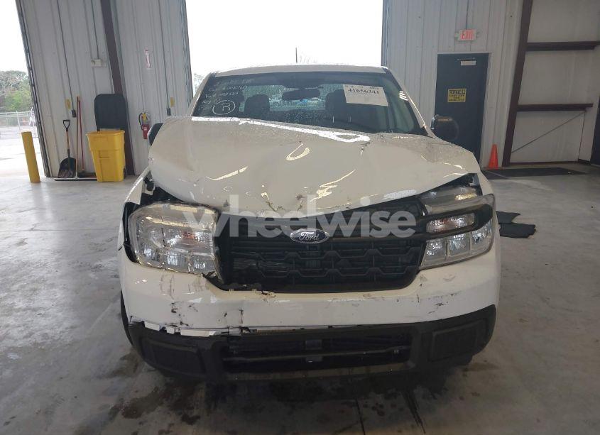 Photo 12 of 2024 Ford Maverick XL (VIN 3FTTW8A39RRA92354)