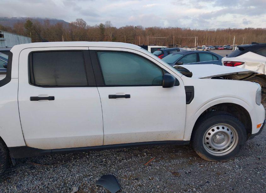 Photo 13 of 2024 Ford Maverick XL (VIN 3FTTW8B93RRA30029)