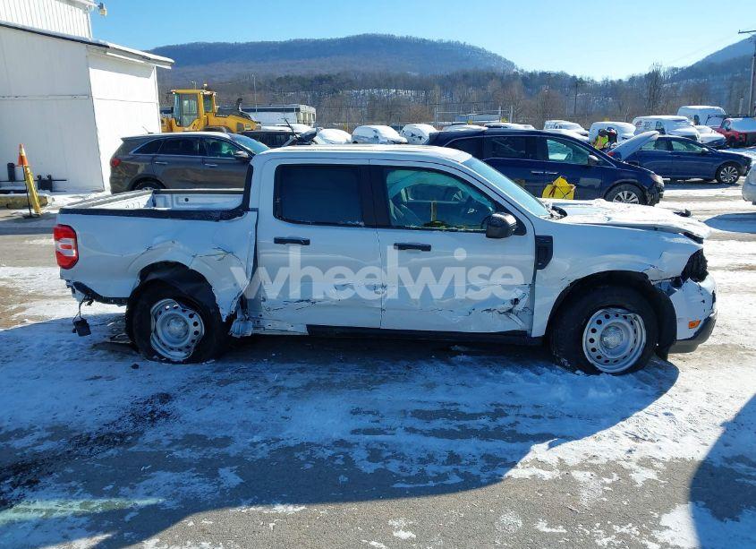 Photo 14 of 2024 Ford Maverick XL (VIN 3FTTW8B95RRA77093)