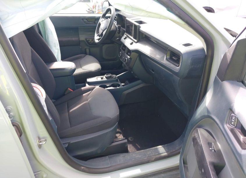 Photo 5 of 2024 Ford Maverick XL (VIN 3FTTW8B96RRA33135)