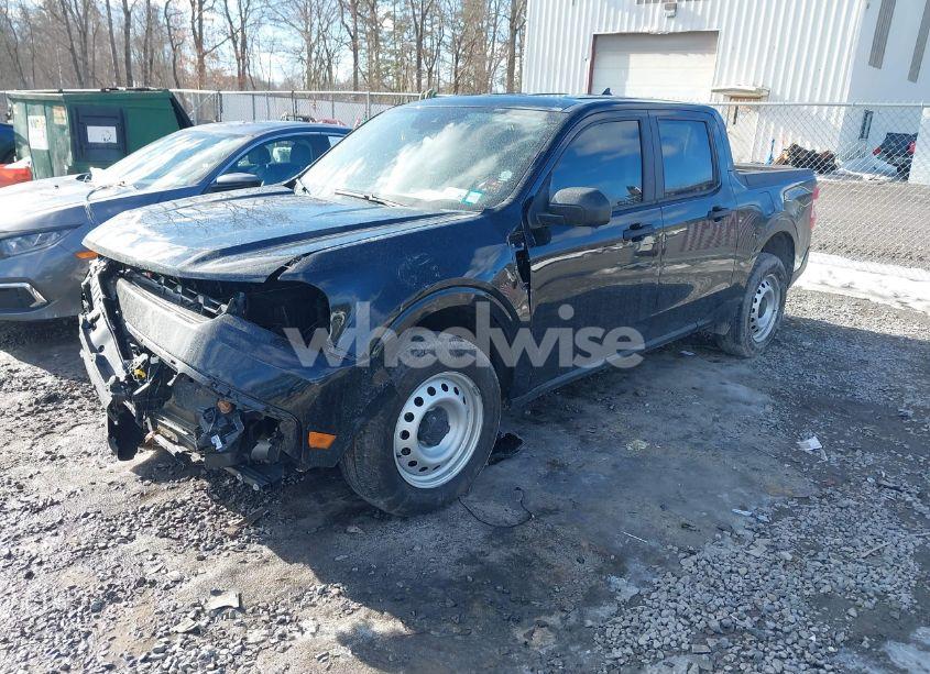 Photo 2 of 2024 Ford Maverick XL (VIN 3FTTW8B96RRA67706)