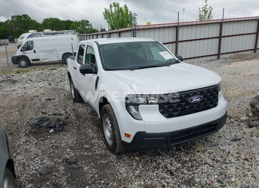 2025 Ford Maverick XL (VIN 3FTTW8BA5SRA03981) main photo