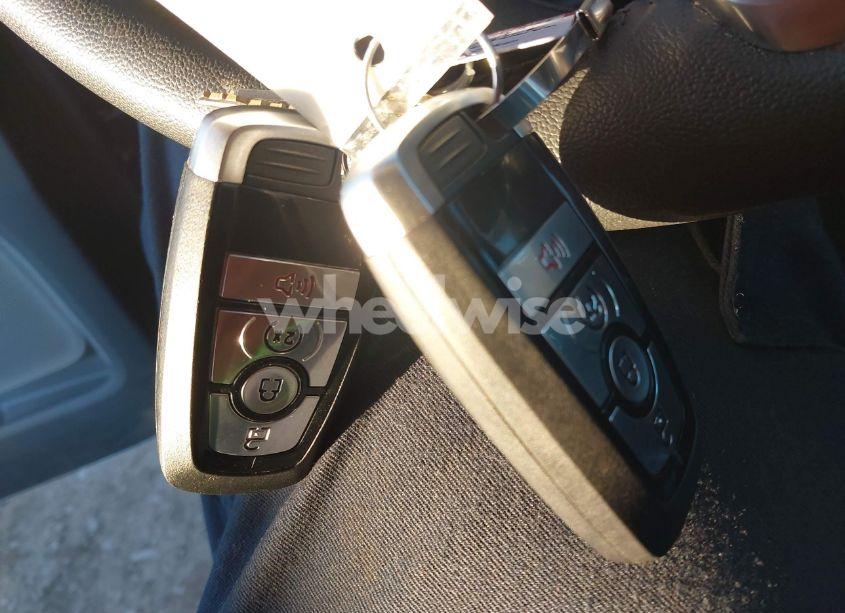 Photo 11 of 2022 Ford Maverick LARIAT (VIN 3FTTW8E30NRA47453)