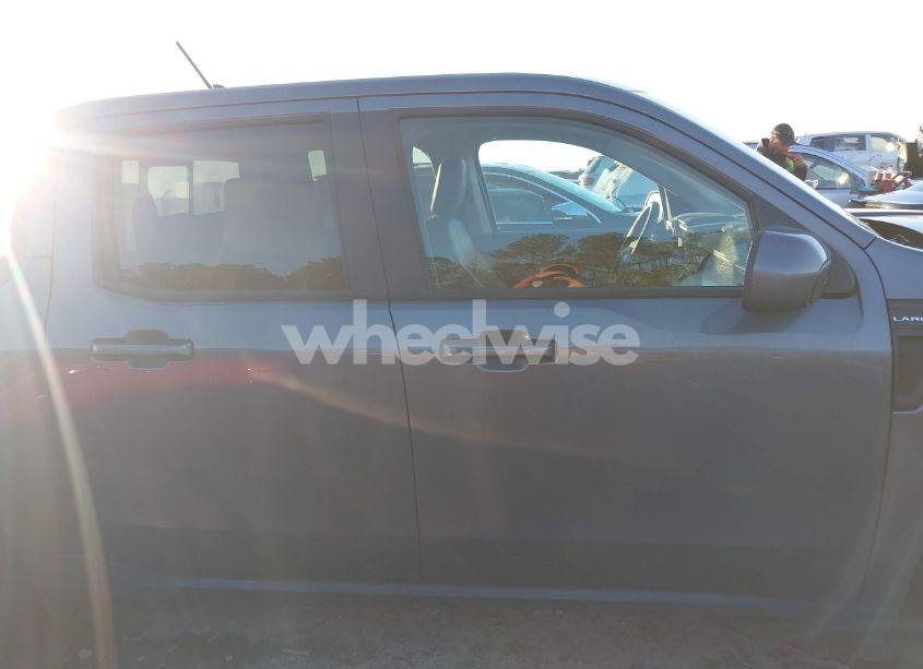 Photo 13 of 2022 Ford Maverick LARIAT (VIN 3FTTW8E30NRA47453)