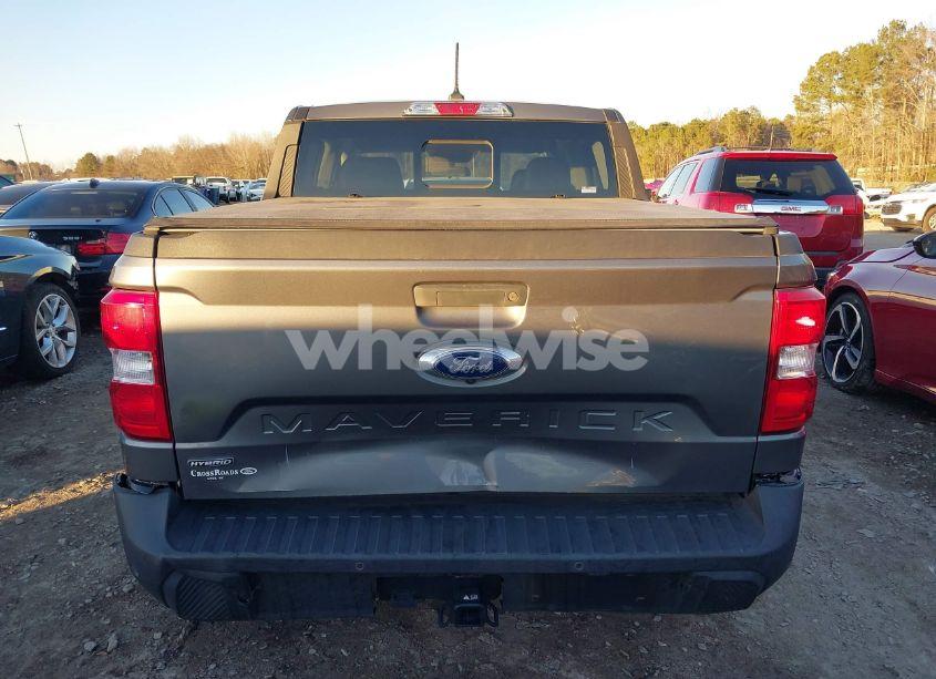 Photo 16 of 2022 Ford Maverick LARIAT (VIN 3FTTW8E30NRA47453)
