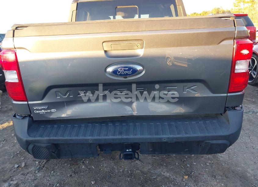 Photo 18 of 2022 Ford Maverick LARIAT (VIN 3FTTW8E30NRA47453)