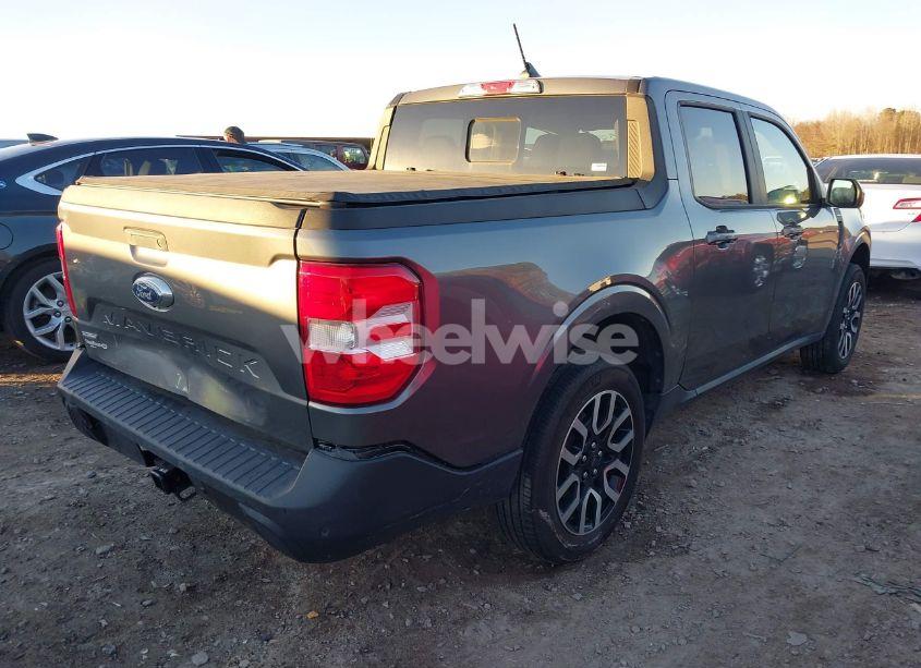 Photo 4 of 2022 Ford Maverick LARIAT (VIN 3FTTW8E30NRA47453)